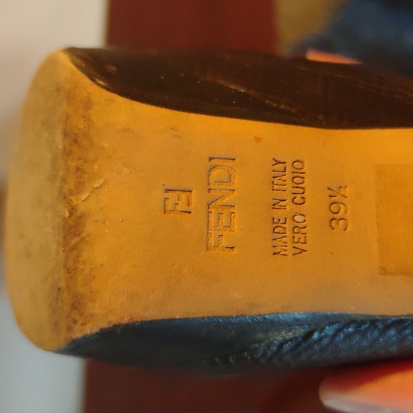 Fendi Brown Tassel Pumps - Picture 13 of 13